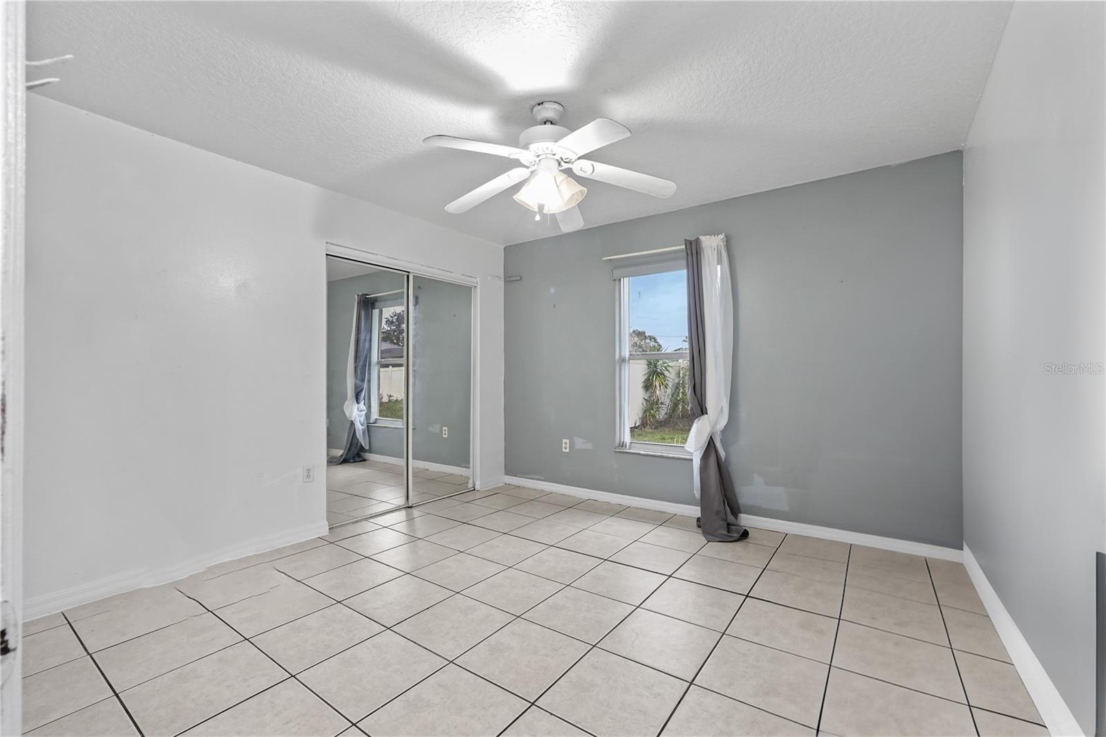 Image 6 of 40 For 918 San Paulo Way