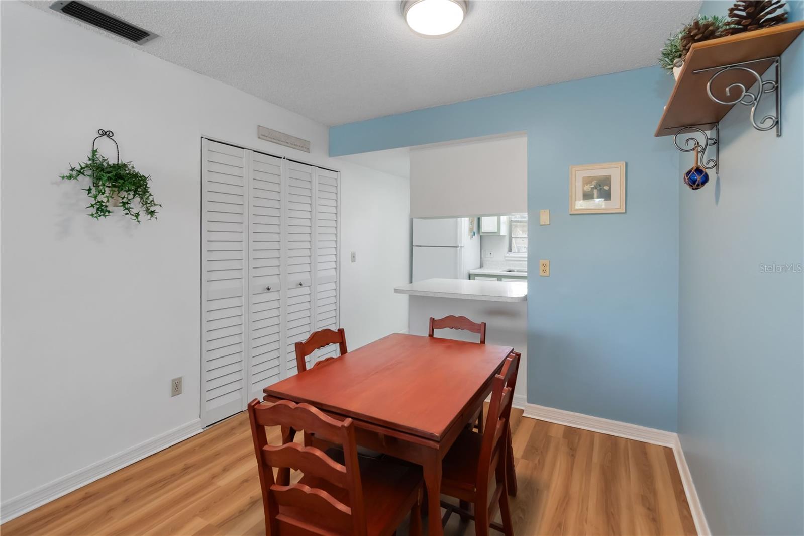 Image 10 of 34 For 4718 Kilt Court 66