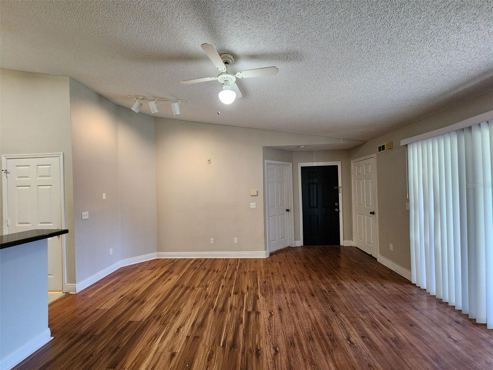 Image 13 of 25 For 2226 Metropolitan Way 1128