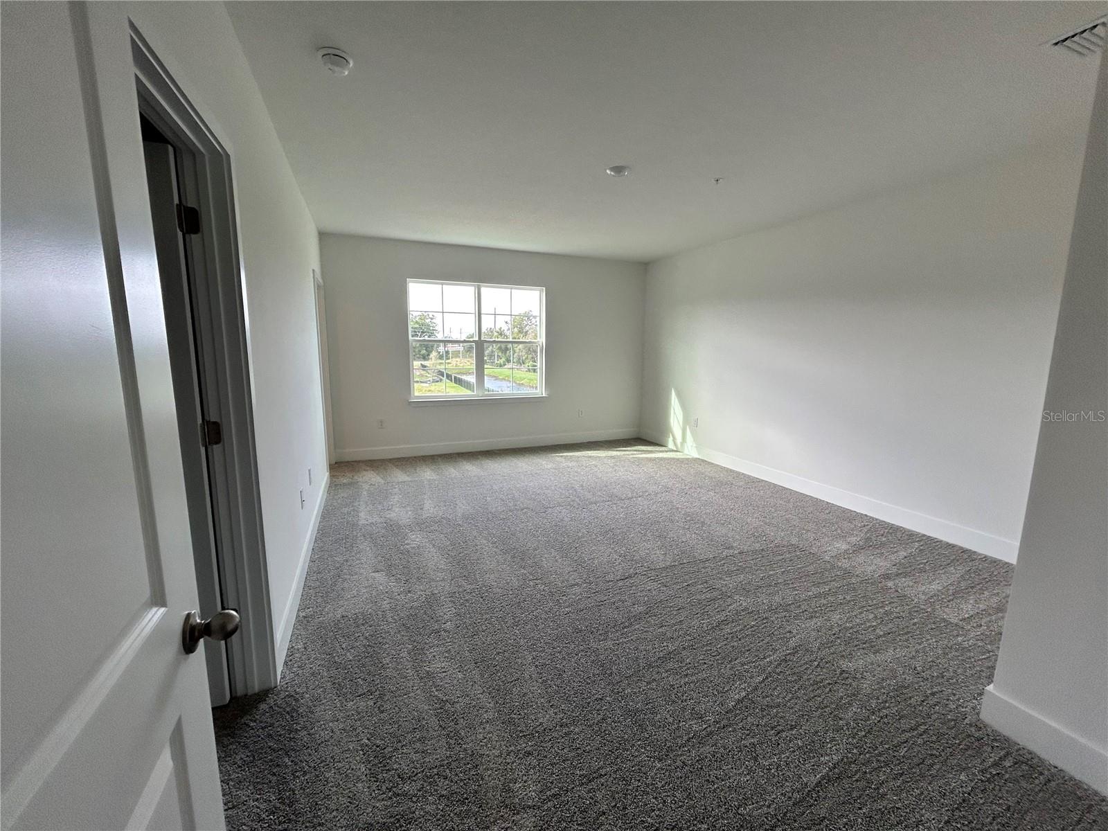 Image 4 of 8 For 1130 Desert Candle