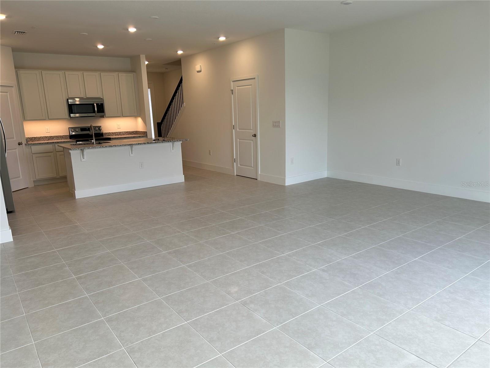 Image 6 of 8 For 1130 Desert Candle