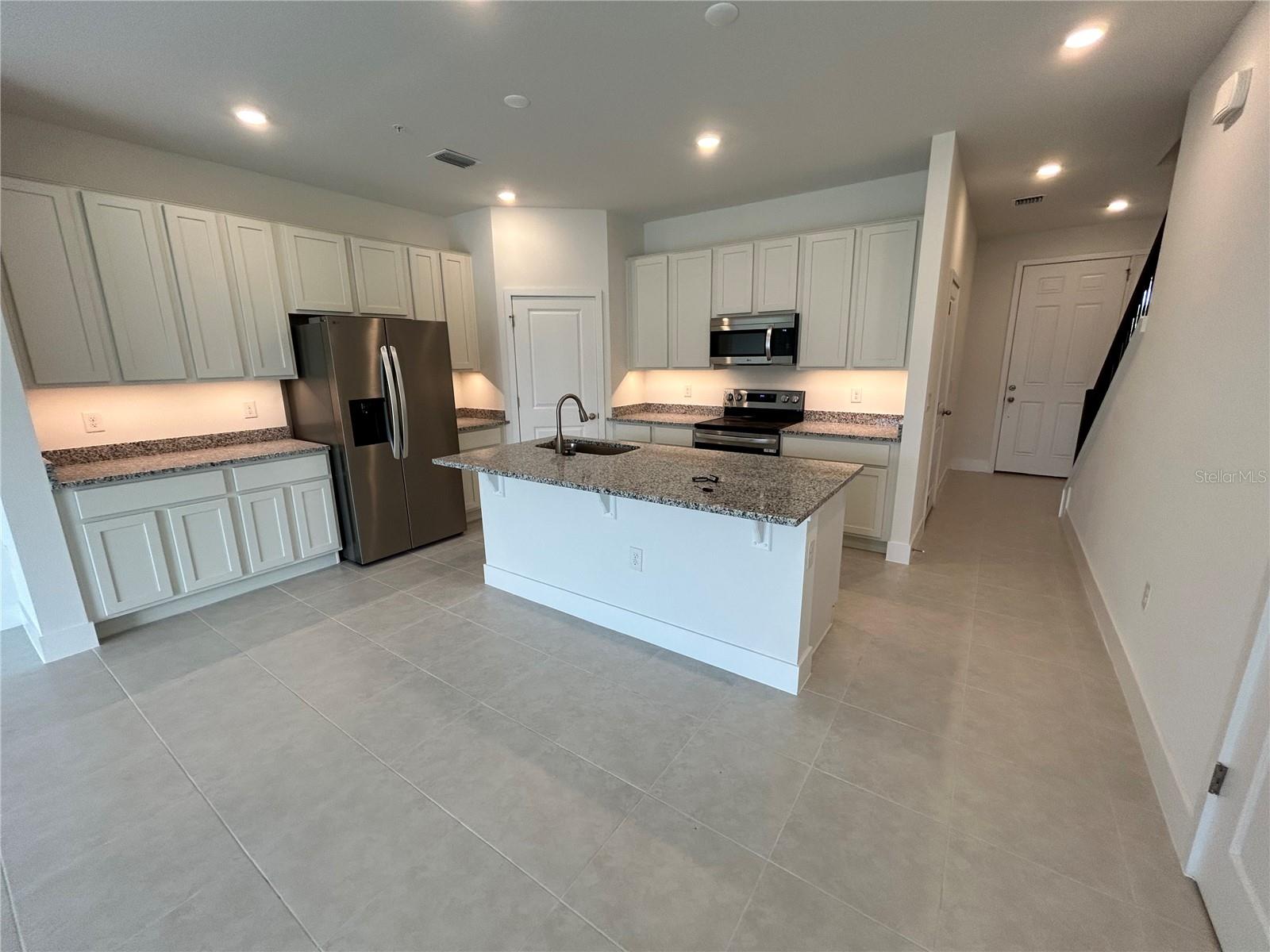 Image 7 of 8 For 1130 Desert Candle