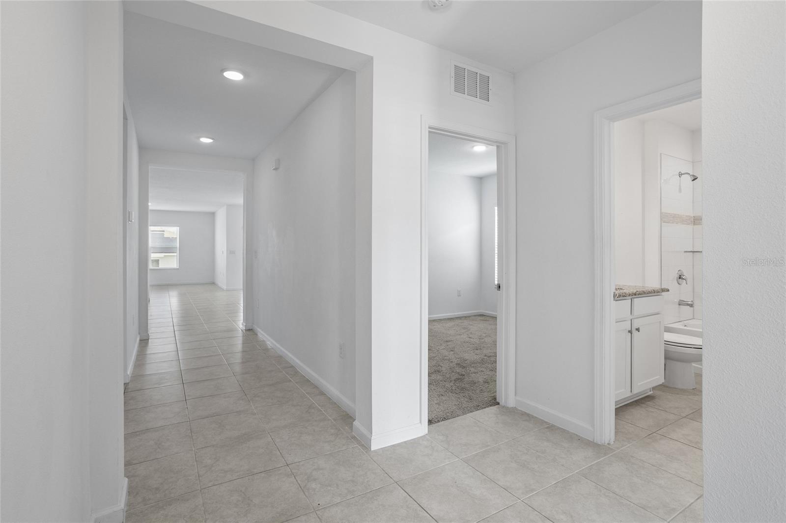 Image 17 of 53 For 4022 Alissa Lane