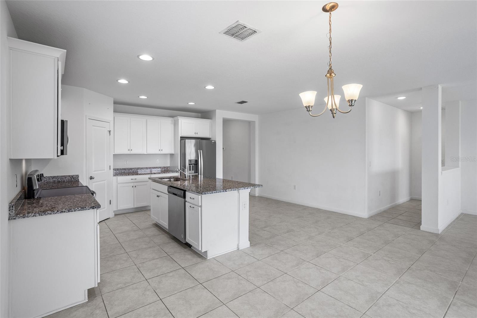 Image 25 of 53 For 4022 Alissa Lane