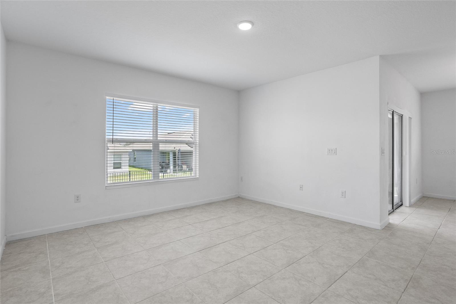 Image 28 of 53 For 4022 Alissa Lane