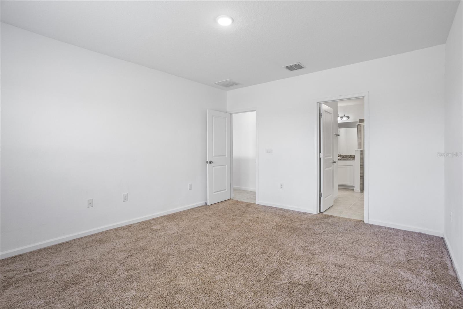 Image 30 of 53 For 4022 Alissa Lane