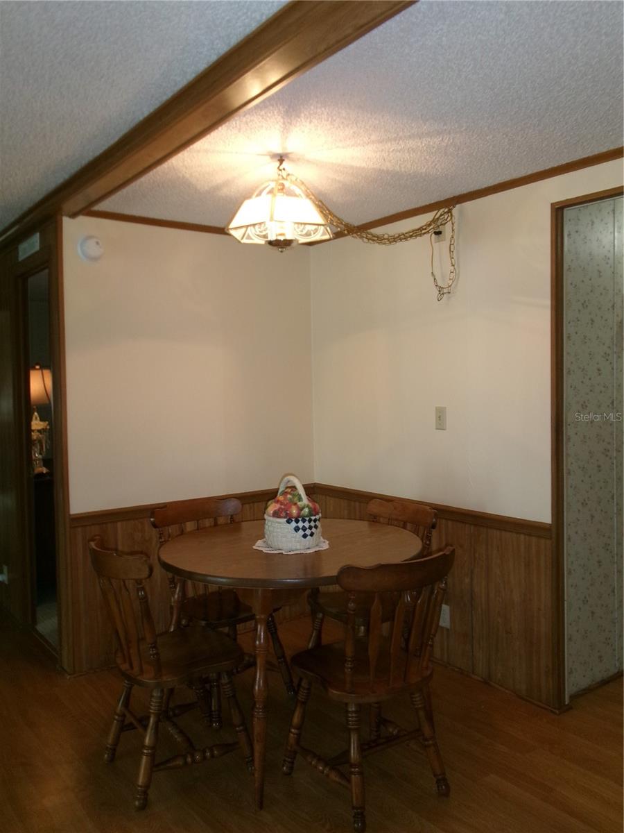 Image 12 of 63 For 1530 Longbow Drive