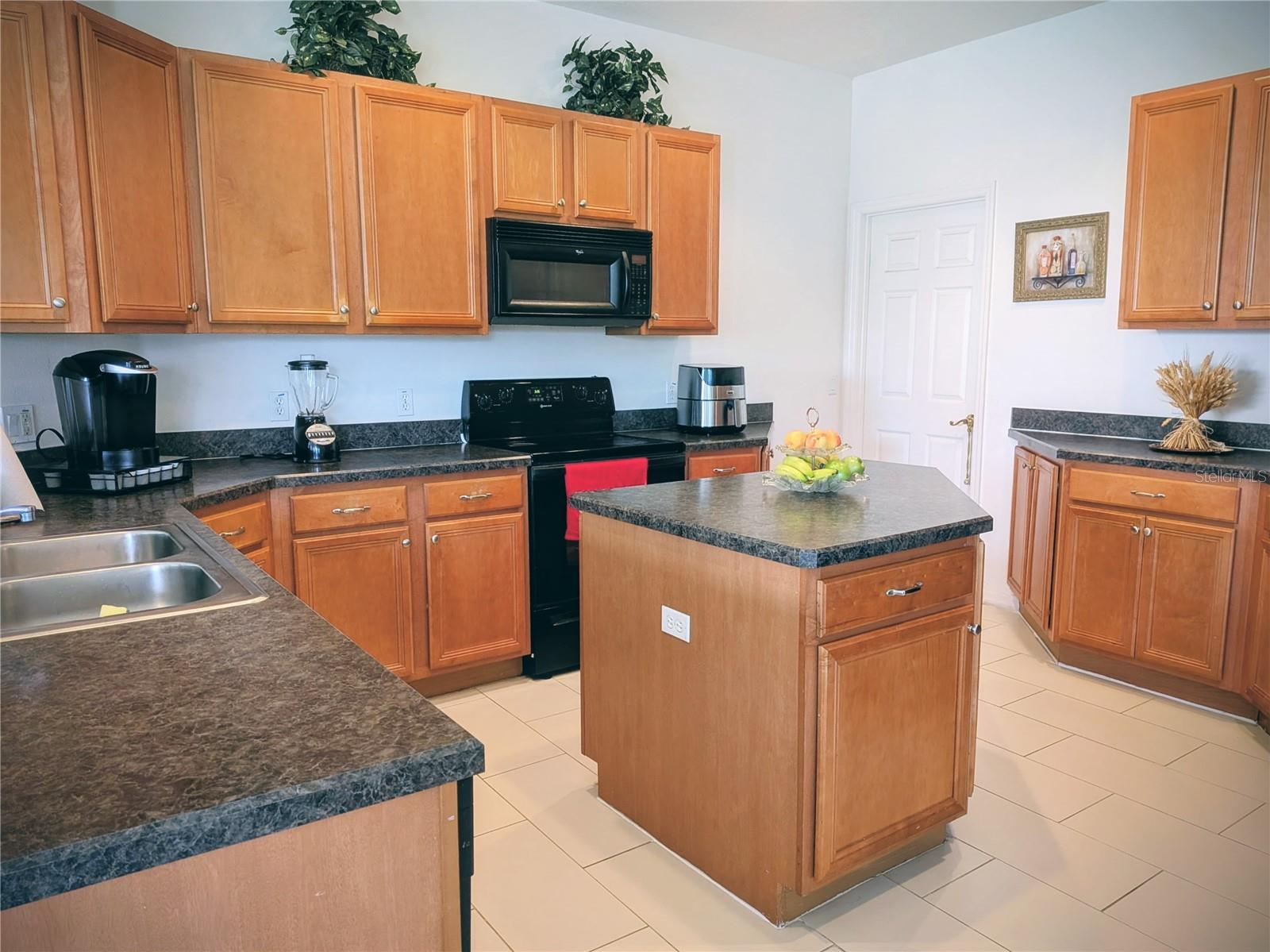 Image 35 of 81 For 2651 Boat Cove Circle