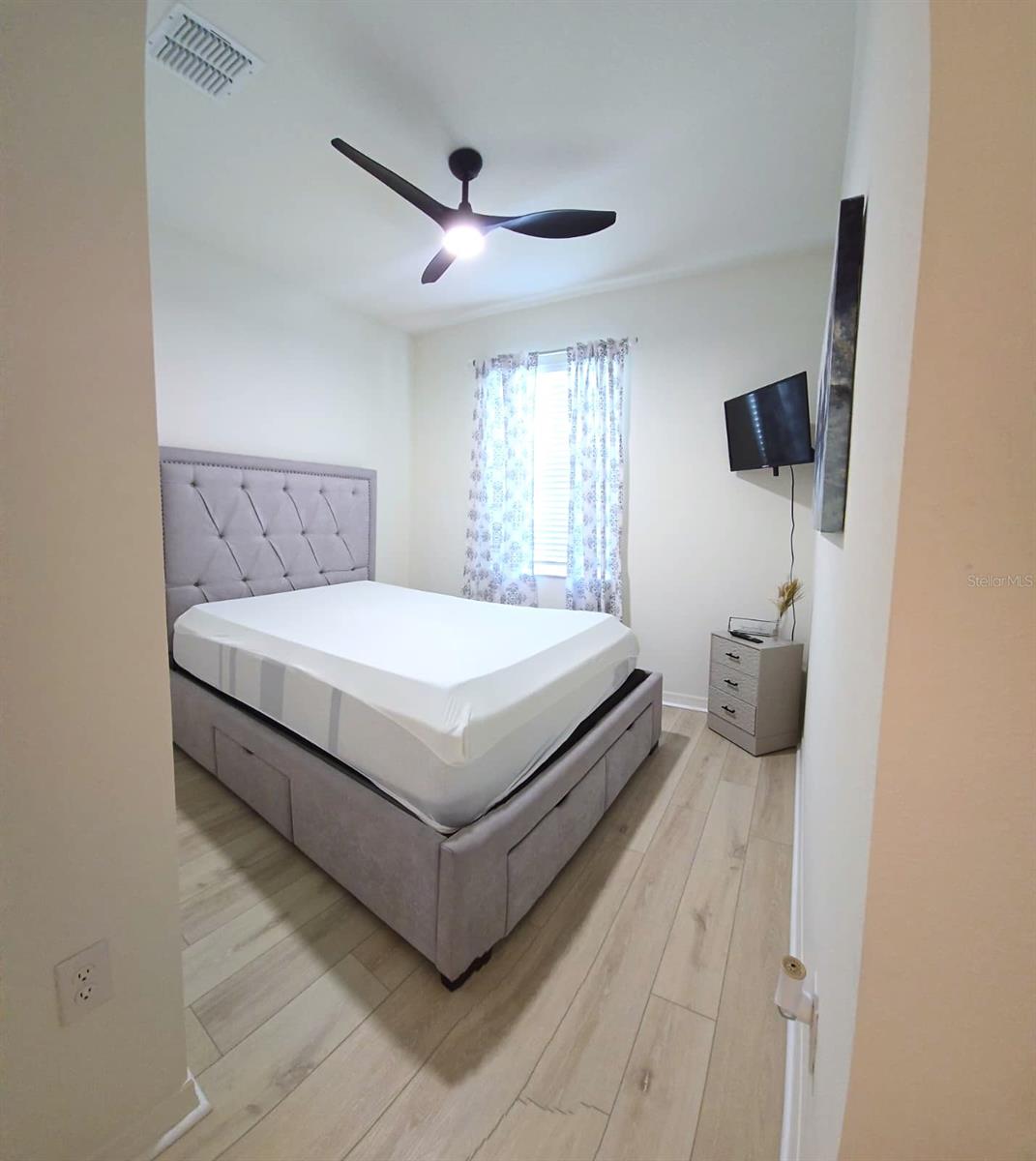 Image 22 of 32 For 3796 Whitetail Court