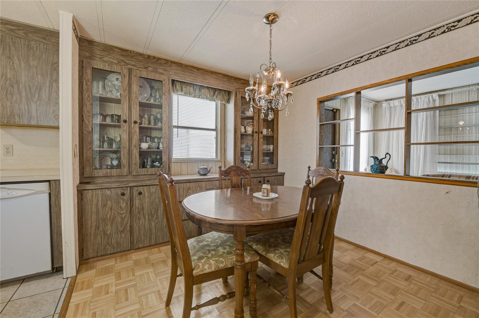 Image 14 of 40 For 5619 Bayshore Road 312