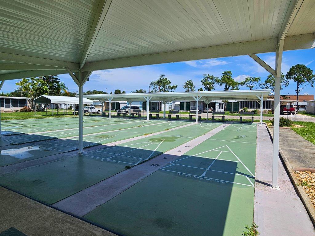 Image 36 of 40 For 5619 Bayshore Road 312