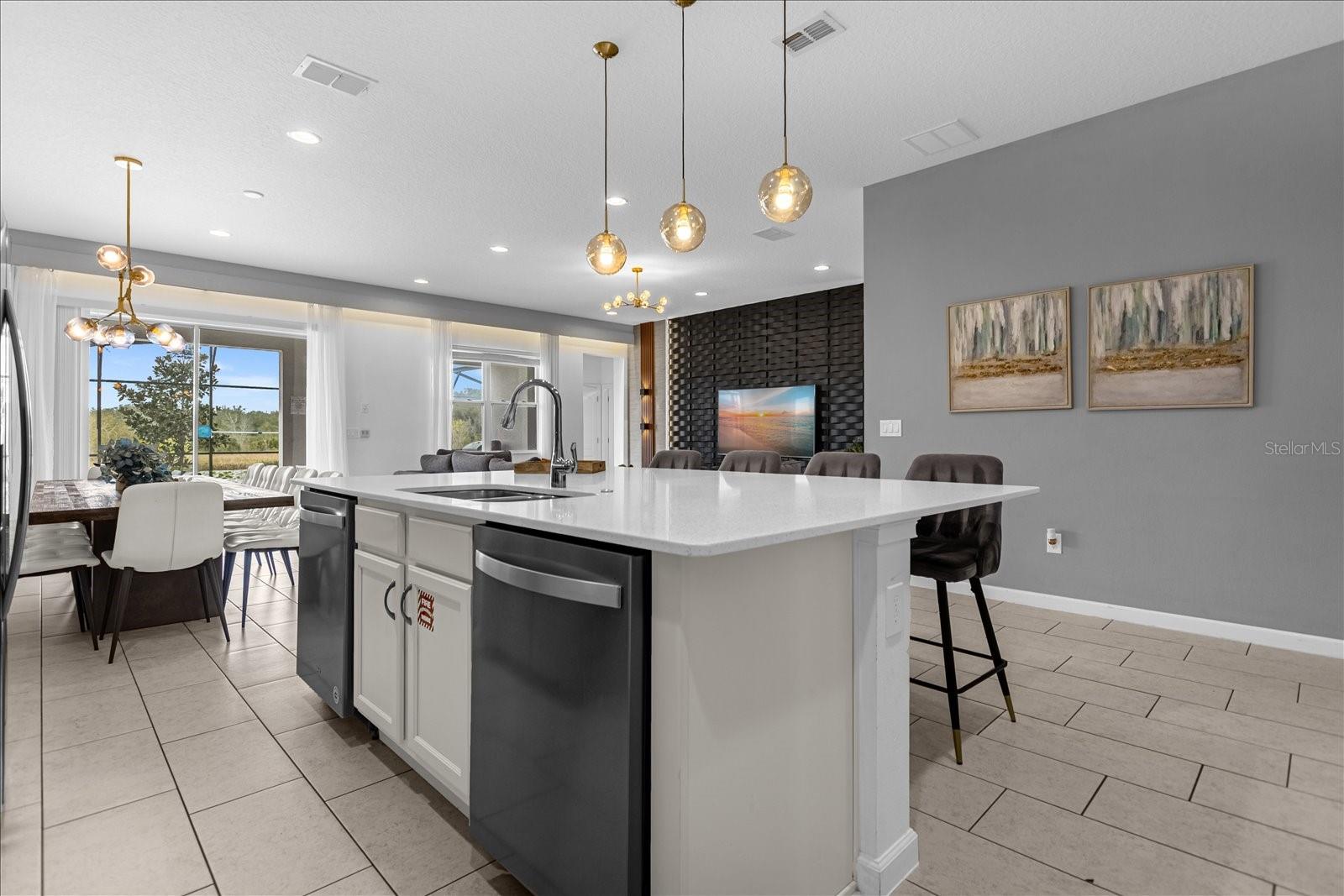 Image 16 of 61 For 6056 Broad Oak Drive