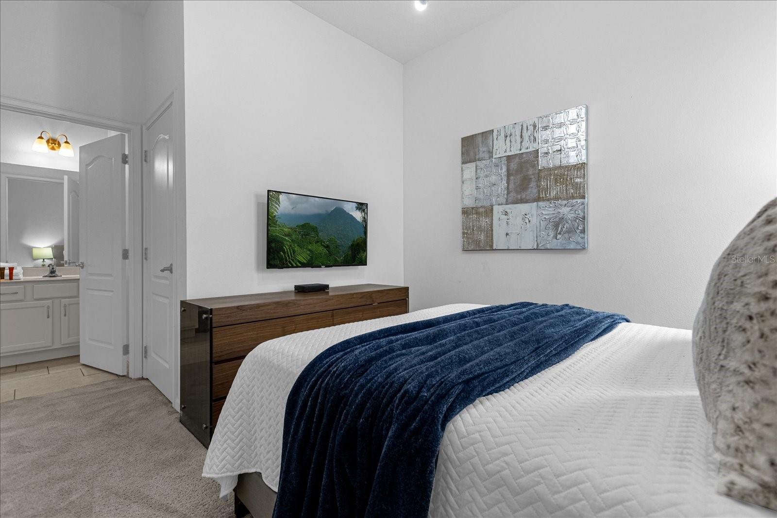 Image 24 of 61 For 6056 Broad Oak Drive