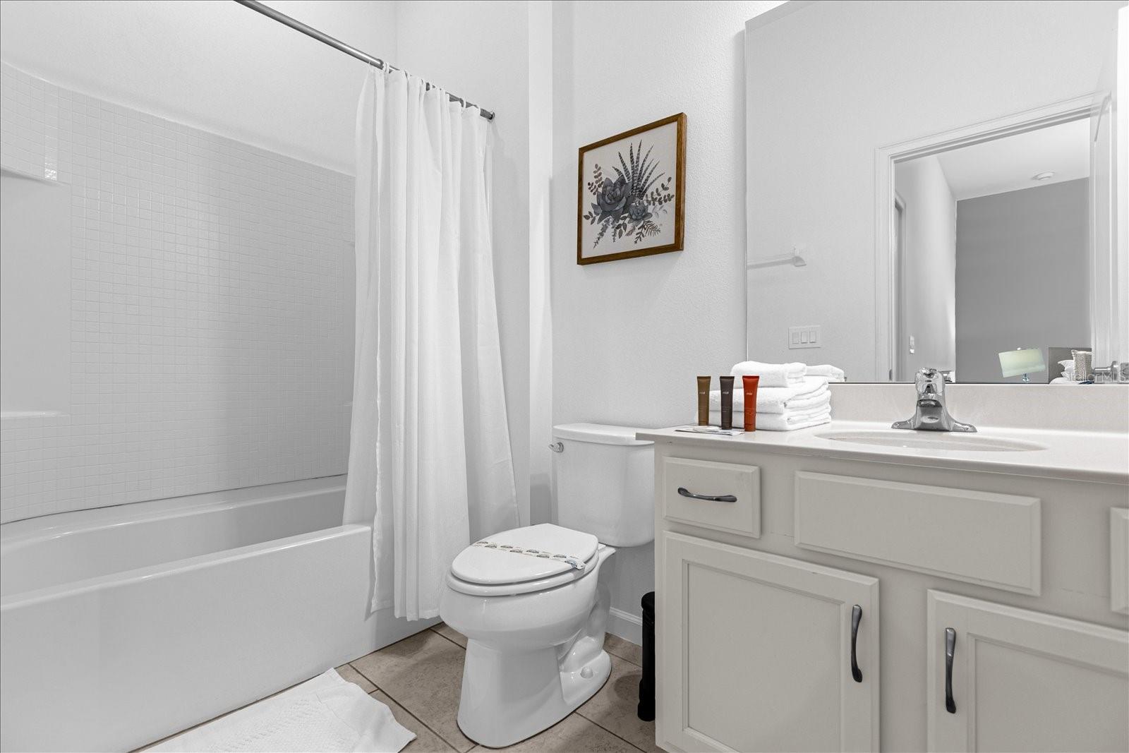 Image 26 of 61 For 6056 Broad Oak Drive