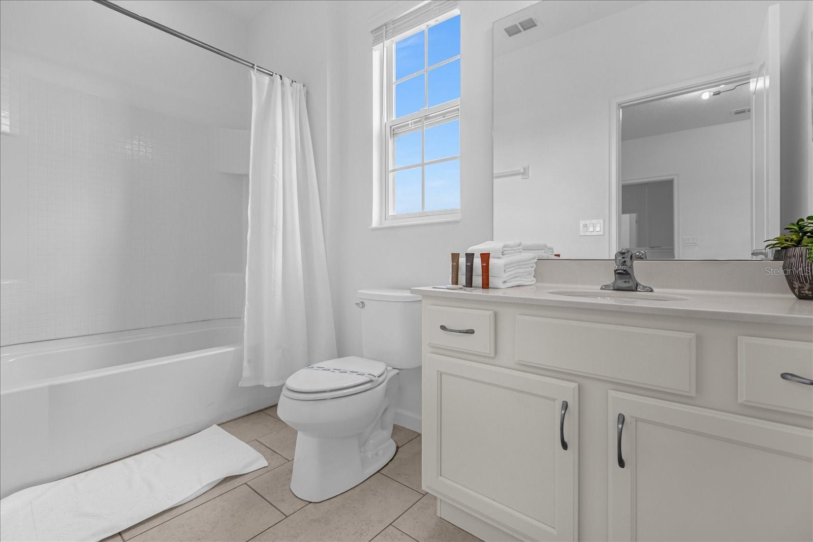 Image 34 of 61 For 6056 Broad Oak Drive