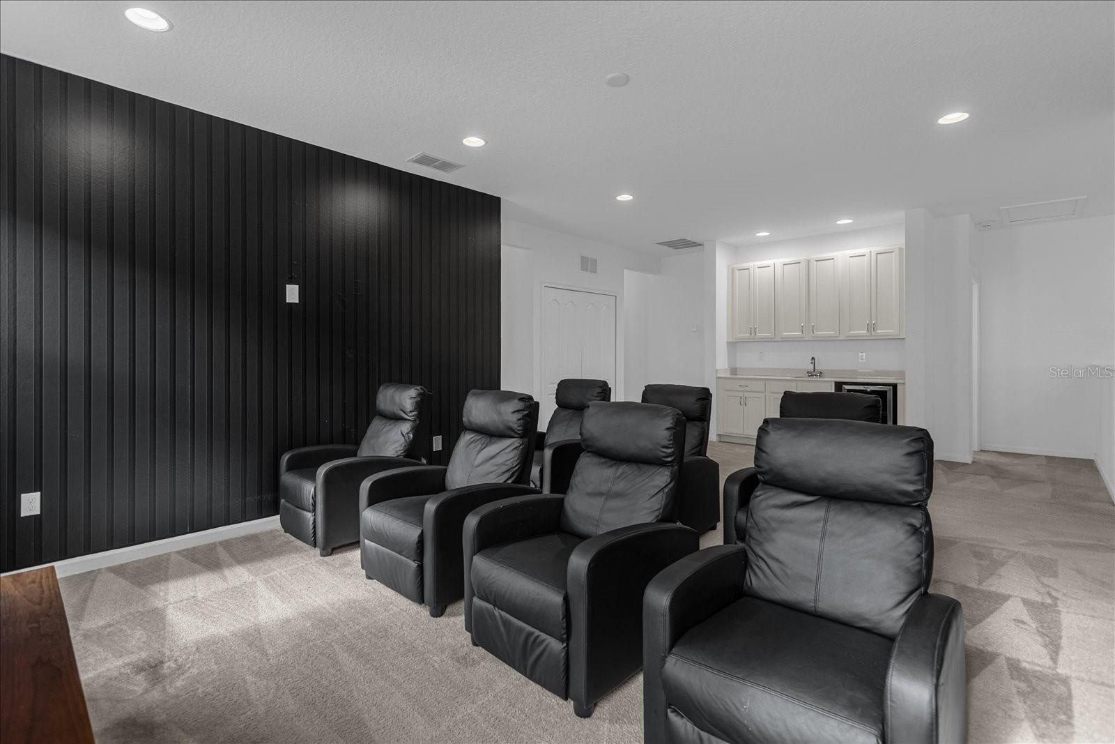 Image 40 of 61 For 6056 Broad Oak Drive