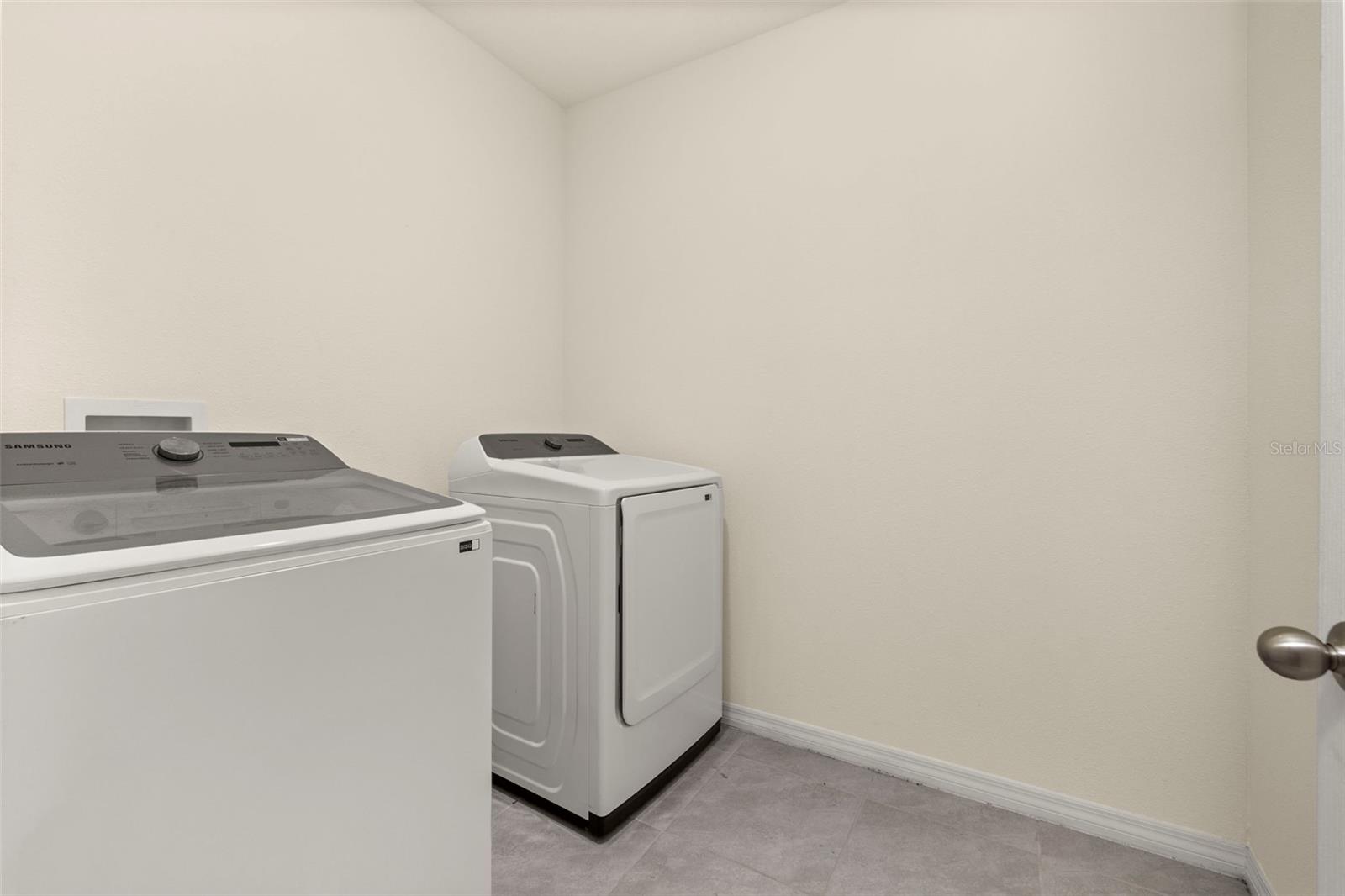 Image 32 of 59 For 459 Lily Lane