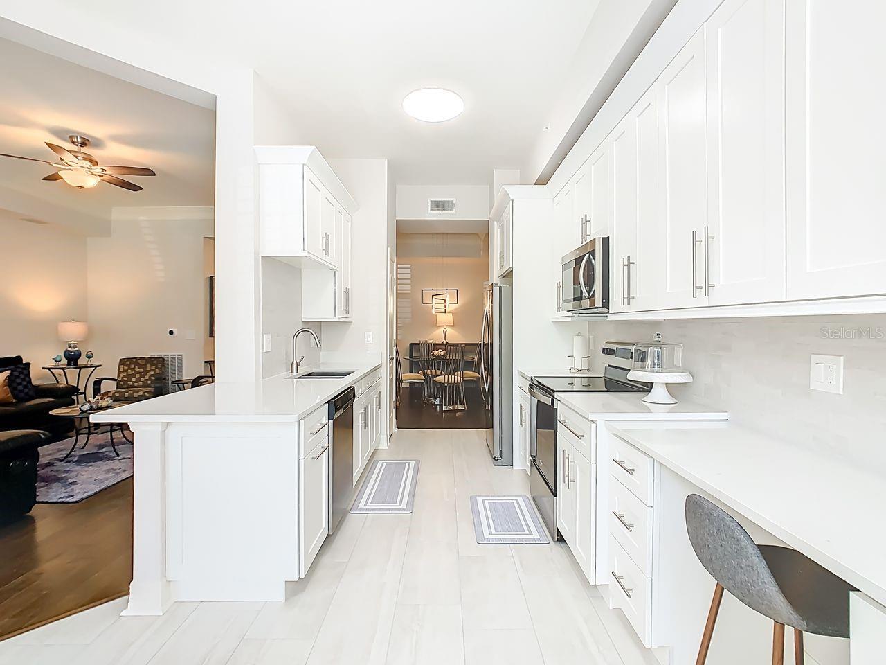 Image 10 of 40 For 513 Mirasol Circle 106