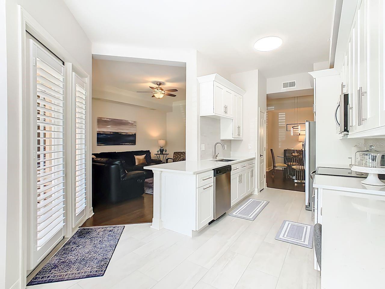 Image 14 of 40 For 513 Mirasol Circle 106