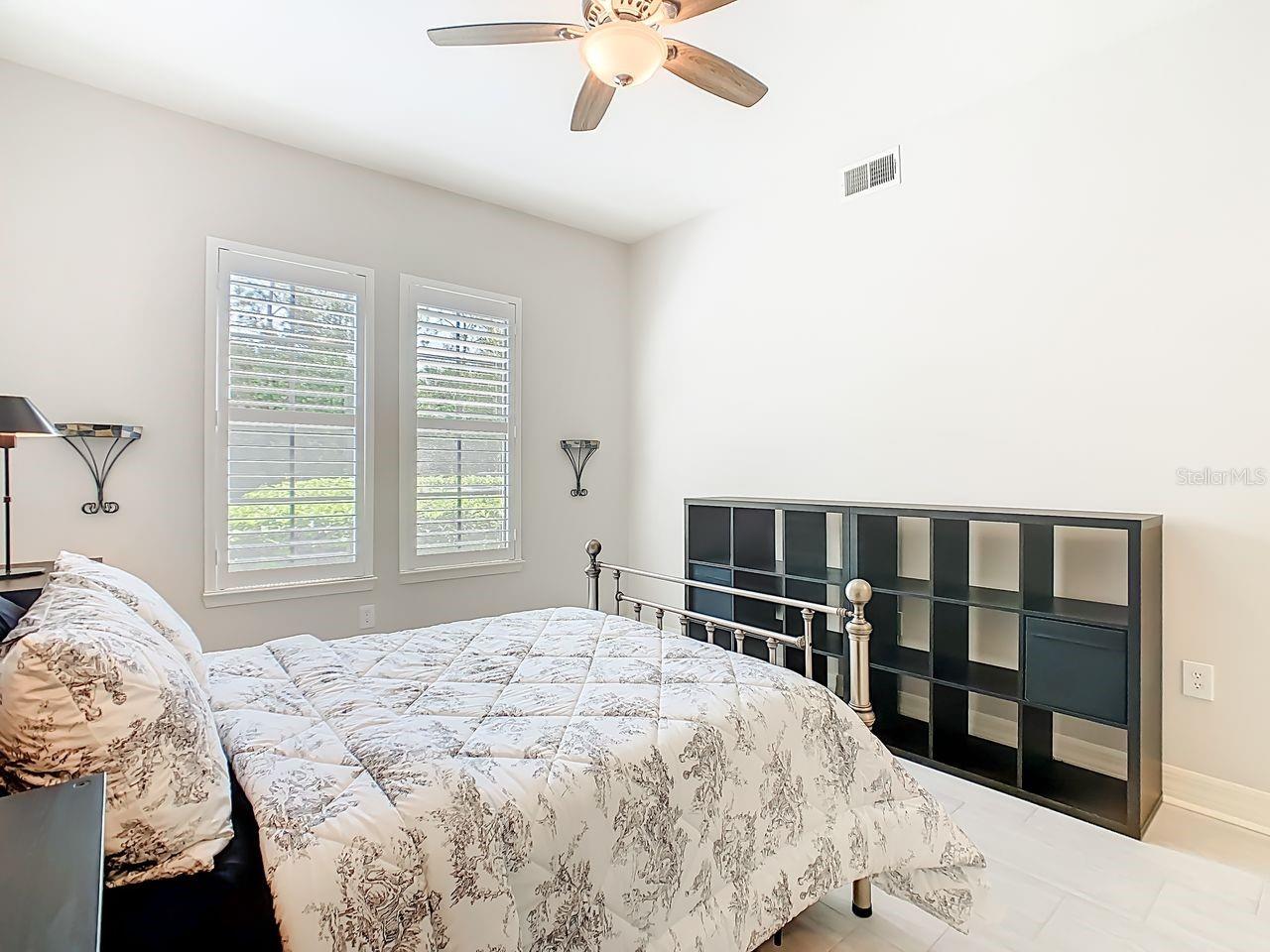 Image 18 of 40 For 513 Mirasol Circle 106