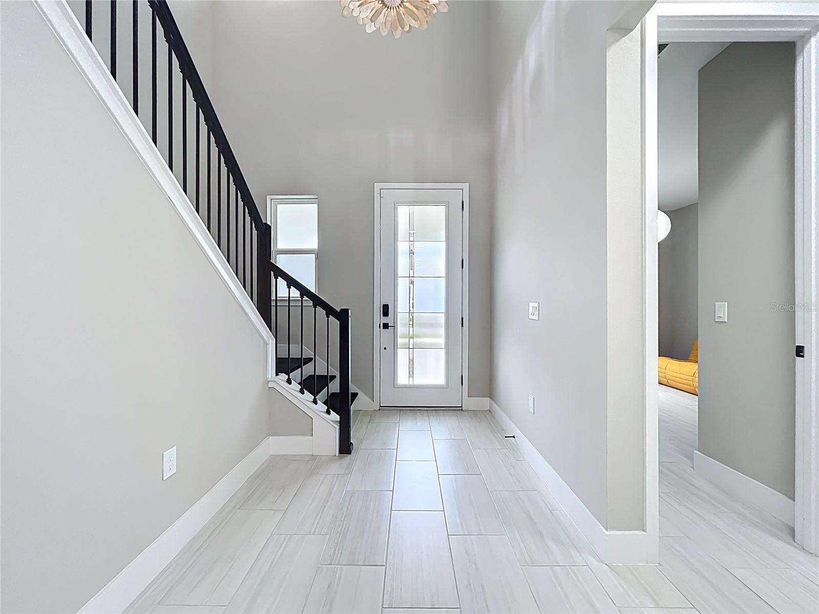 Image 6 of 95 For 14334 Braemar Street