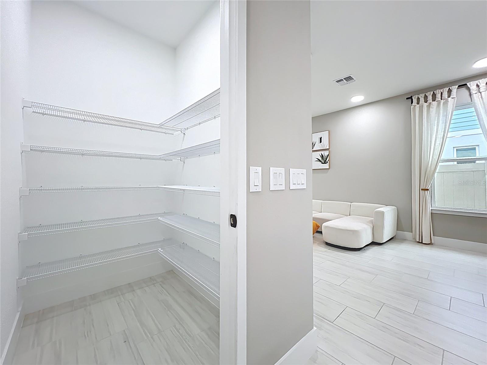 Image 62 of 95 For 14334 Braemar Street