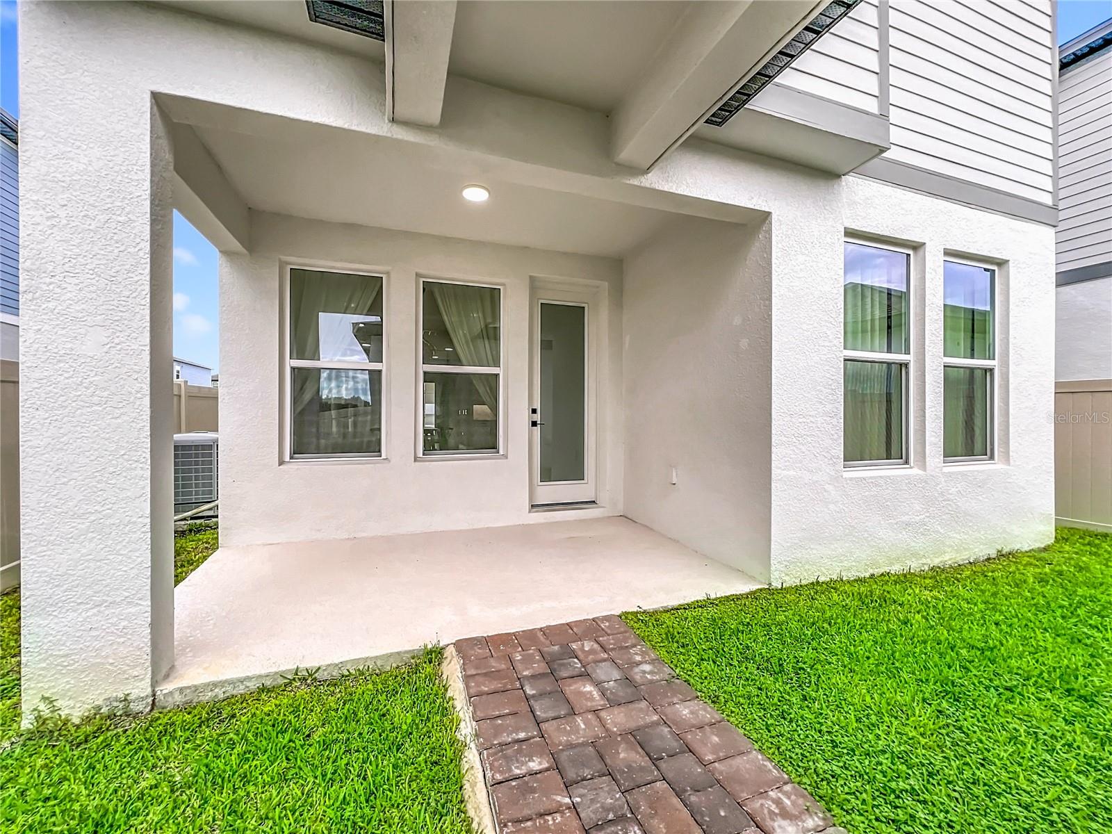 Image 70 of 95 For 14334 Braemar Street