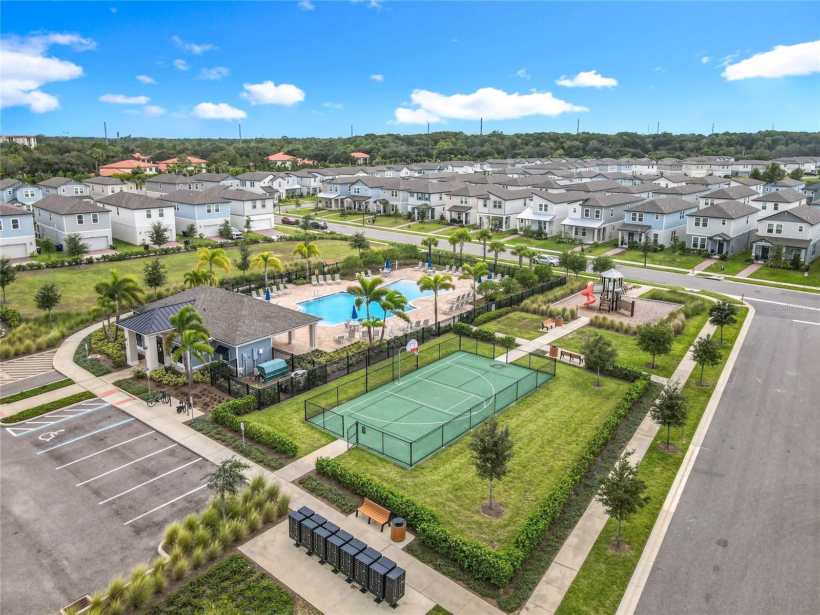 Image 84 of 95 For 14334 Braemar Street