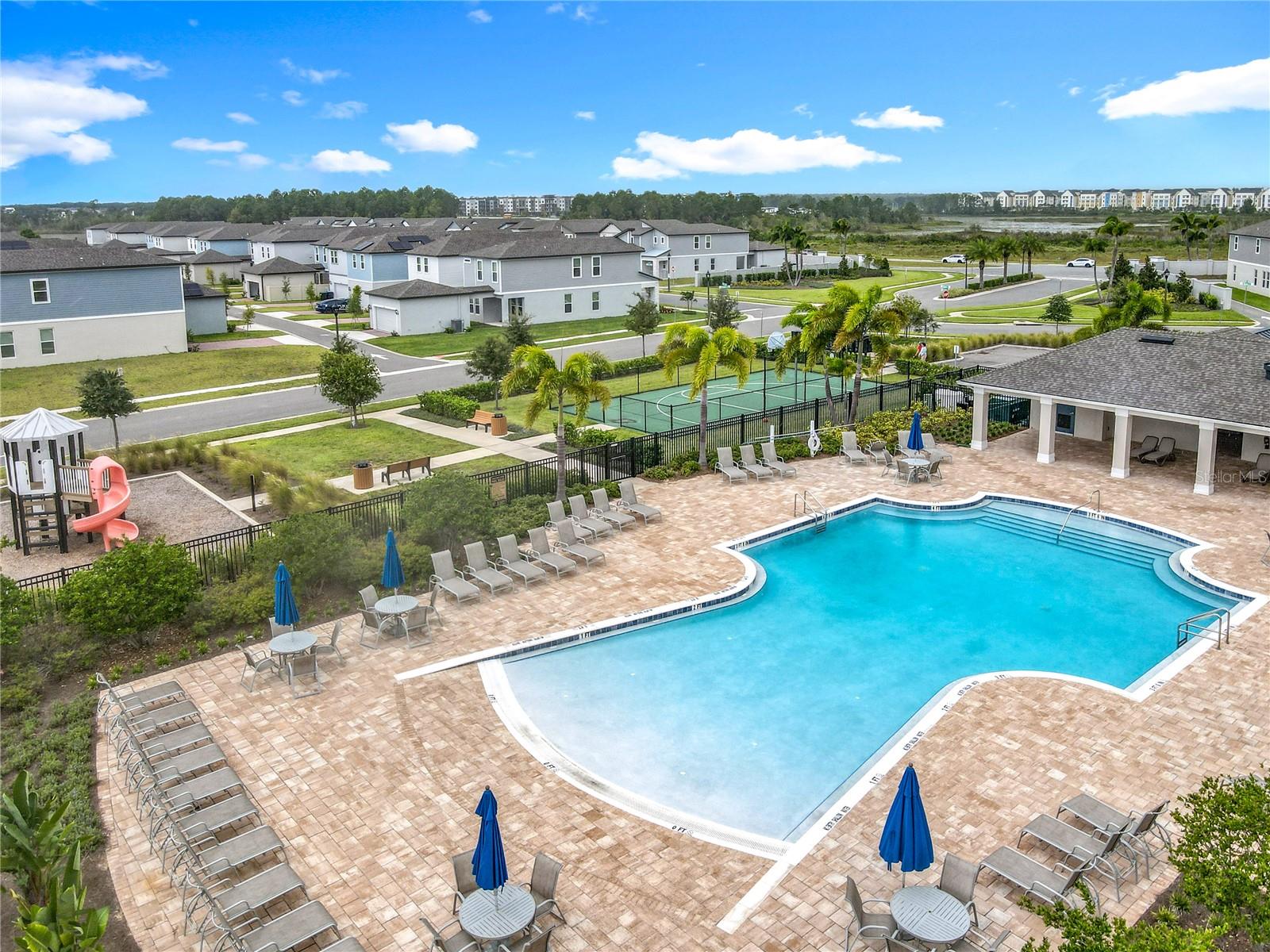 Image 89 of 95 For 14334 Braemar Street