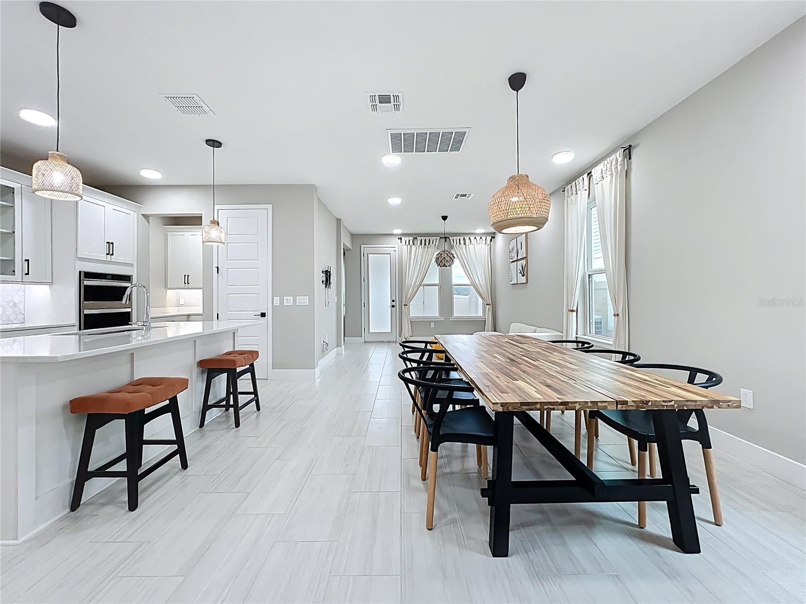 Image 9 of 95 For 14334 Braemar Street