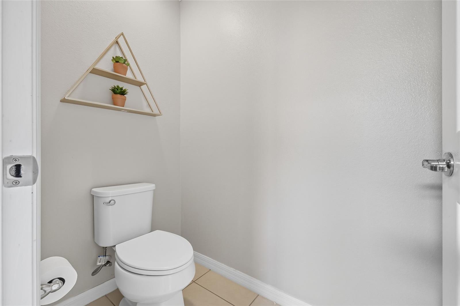 Image 16 of 55 For 2226 Taylor Creek Court