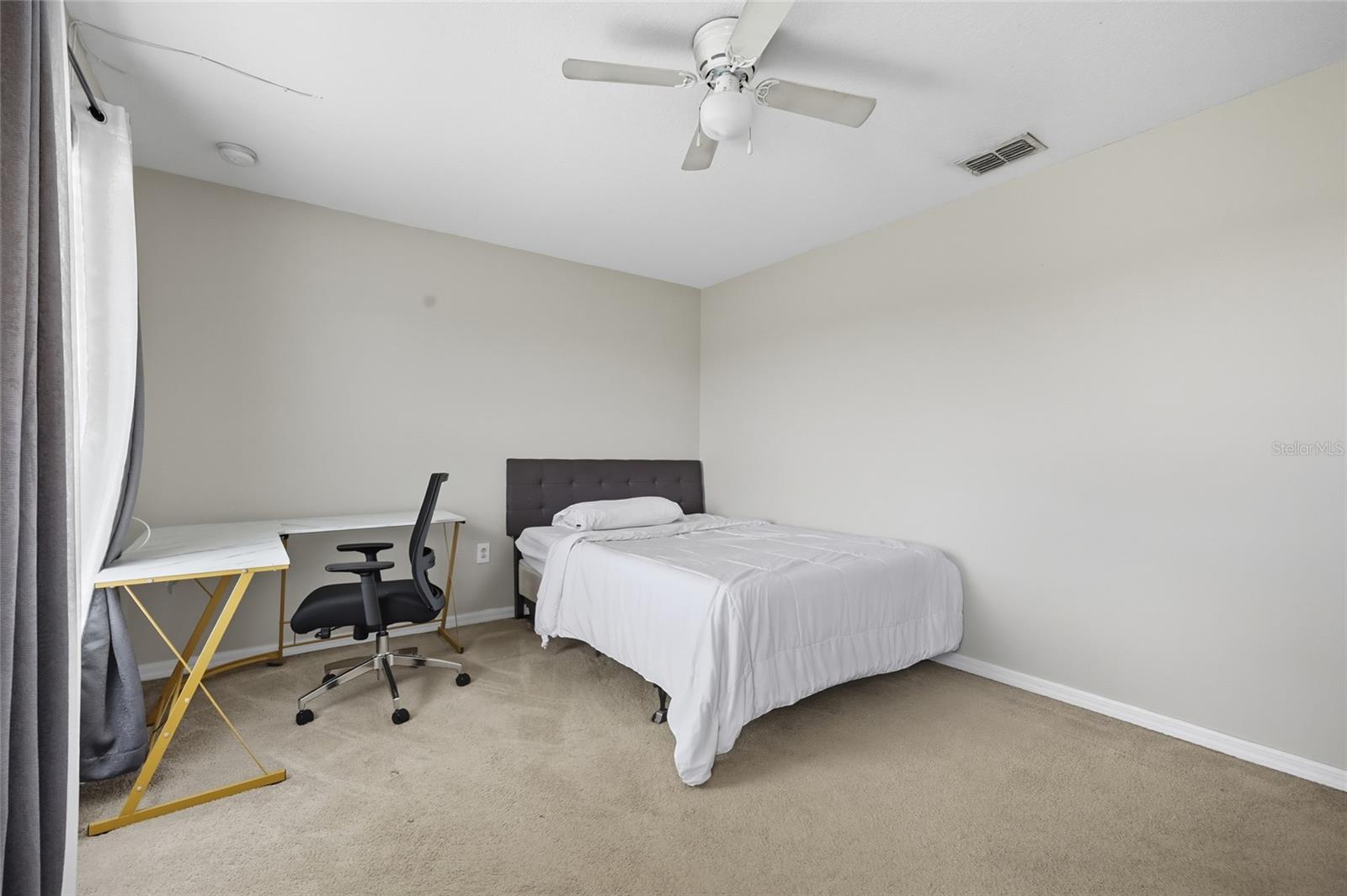 Image 23 of 55 For 2226 Taylor Creek Court