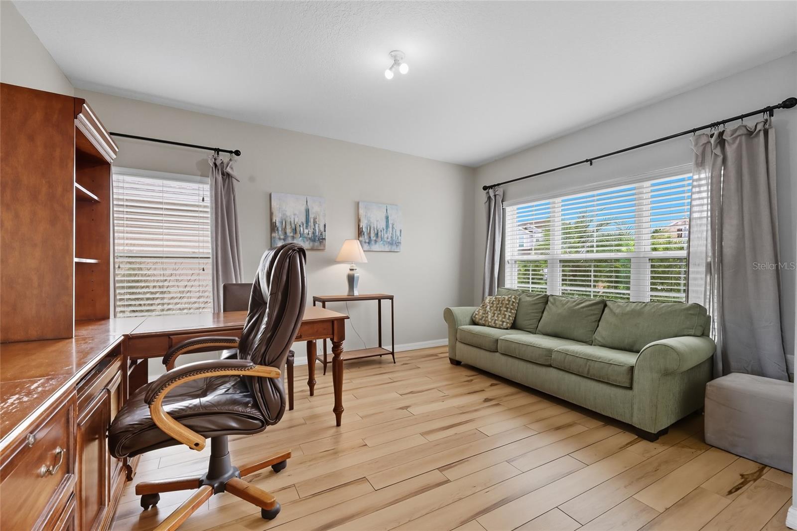 Image 28 of 55 For 2226 Taylor Creek Court