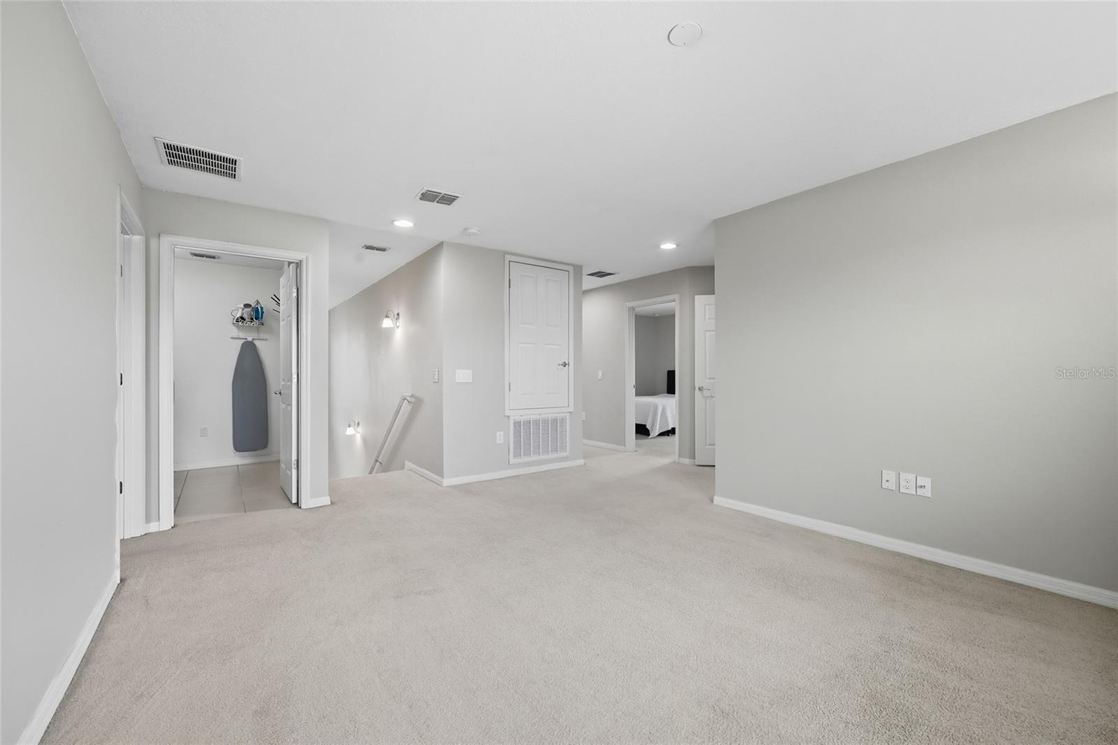 Image 9 of 55 For 2226 Taylor Creek Court