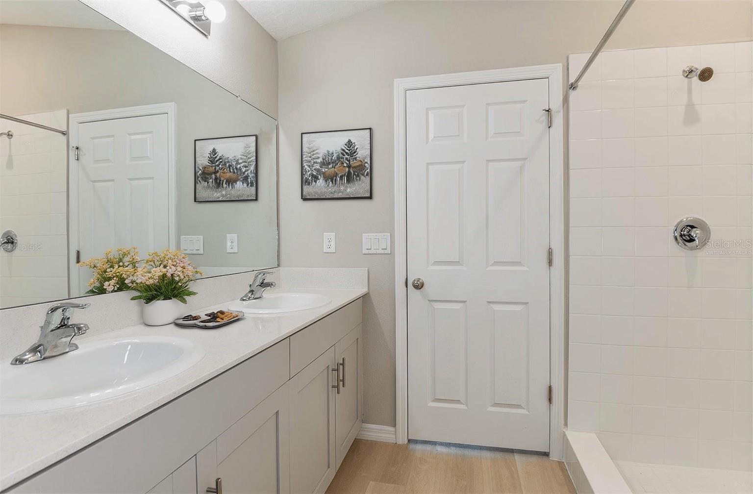 Image 18 of 33 For 4015 Gardenia Avenue