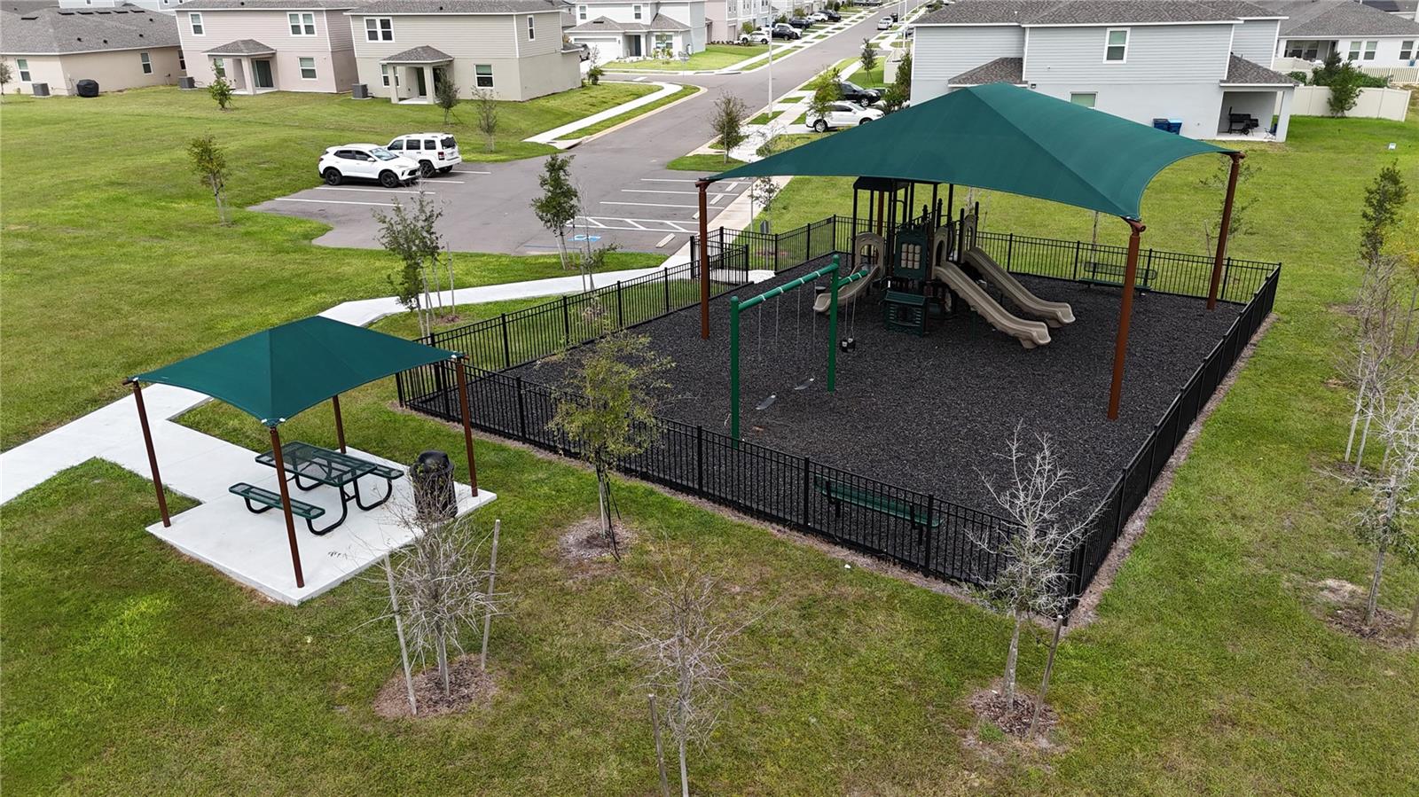 Image 26 of 33 For 4015 Gardenia Avenue