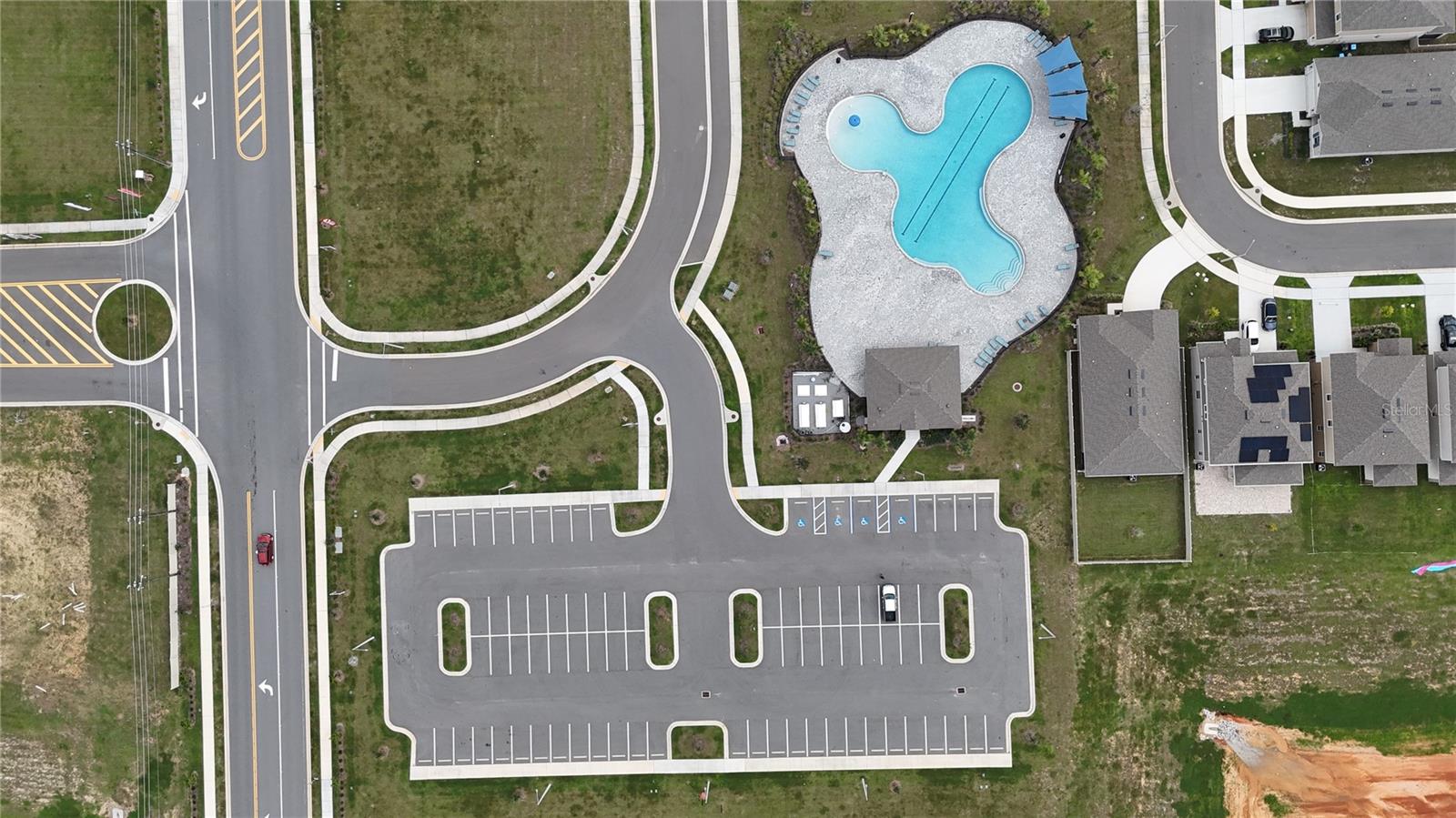 Image 27 of 33 For 4015 Gardenia Avenue