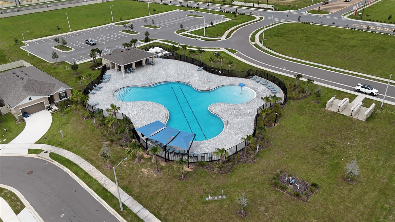 Image 28 of 33 For 4015 Gardenia Avenue