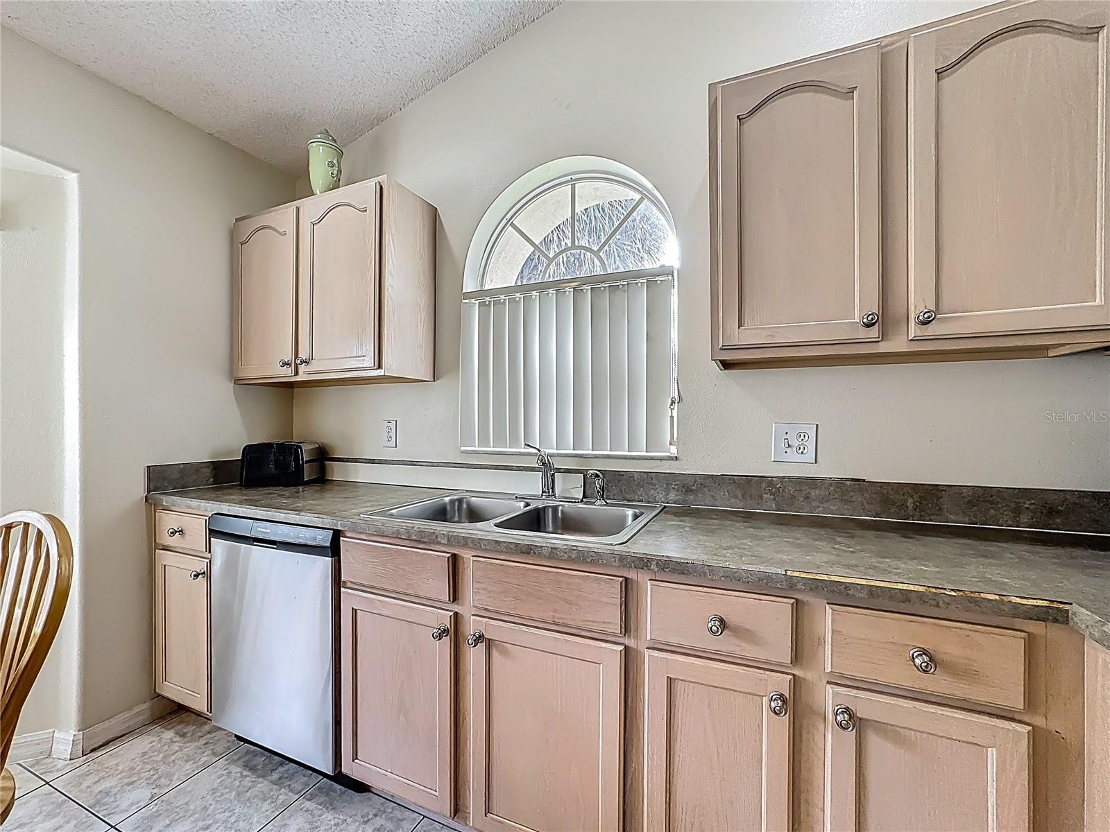 Image 13 of 46 For 2606 Luiseno Way