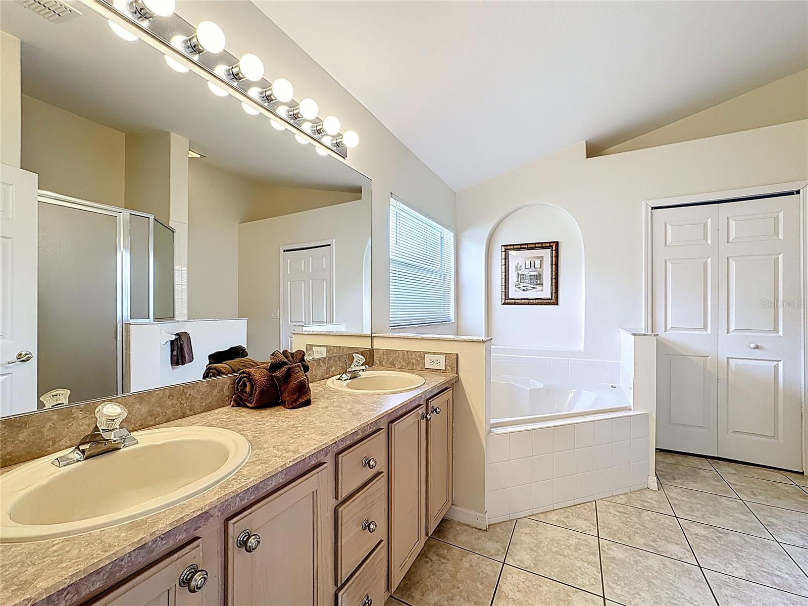 Image 21 of 46 For 2606 Luiseno Way