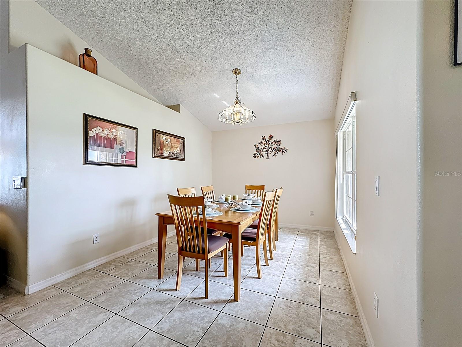 Image 6 of 46 For 2606 Luiseno Way