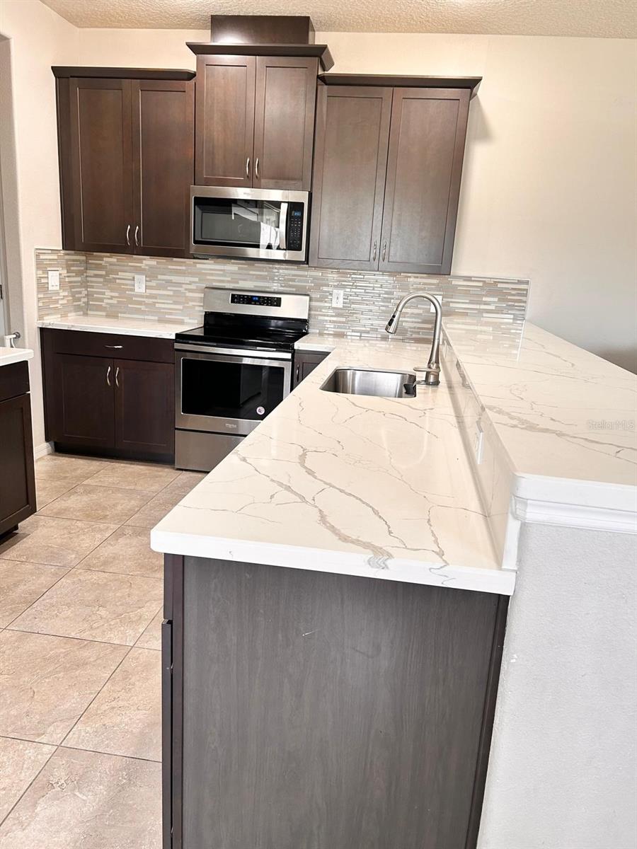 Image 10 of 29 For 2676 Giardino Loop