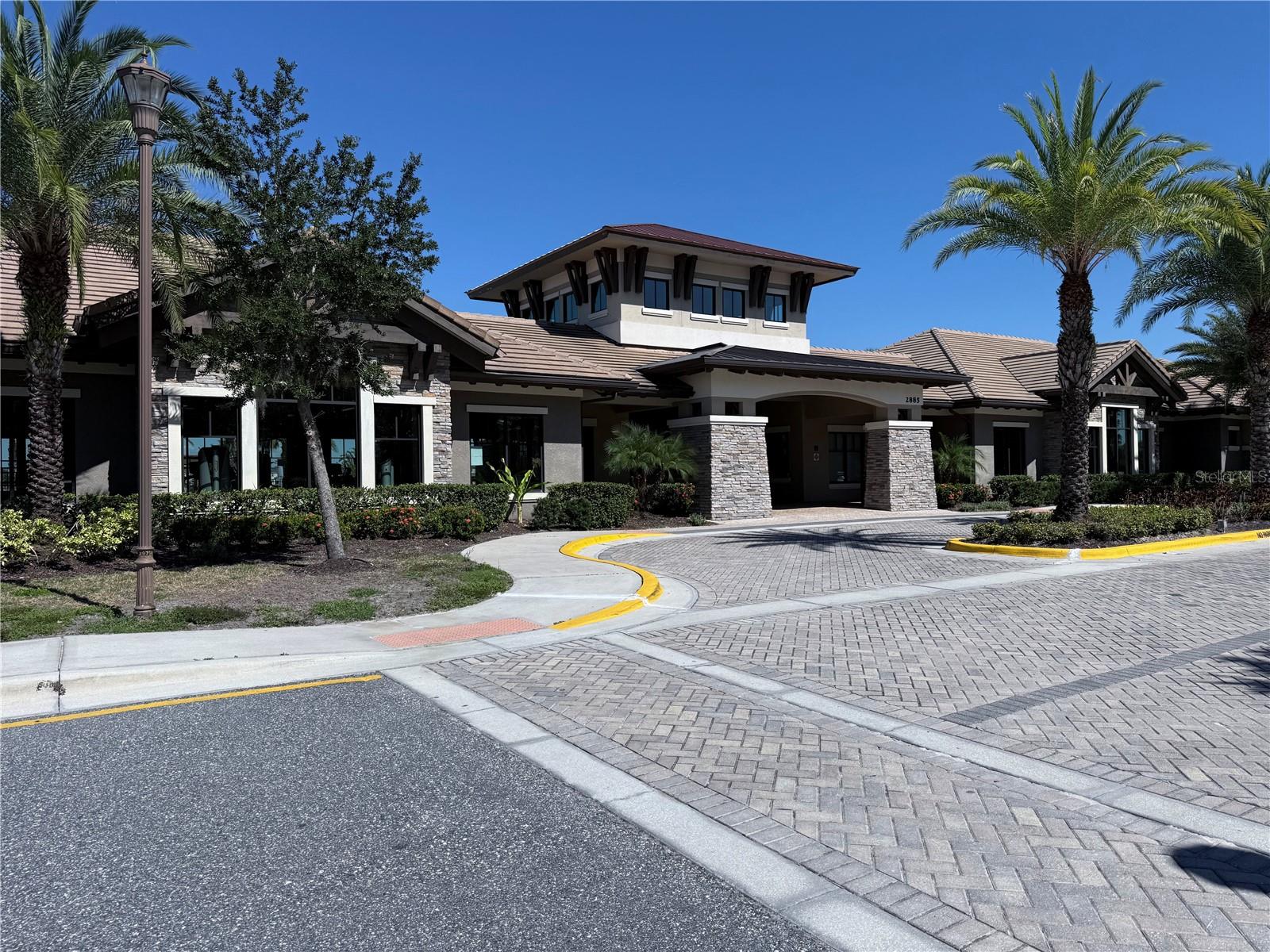 Image 24 of 29 For 2676 Giardino Loop