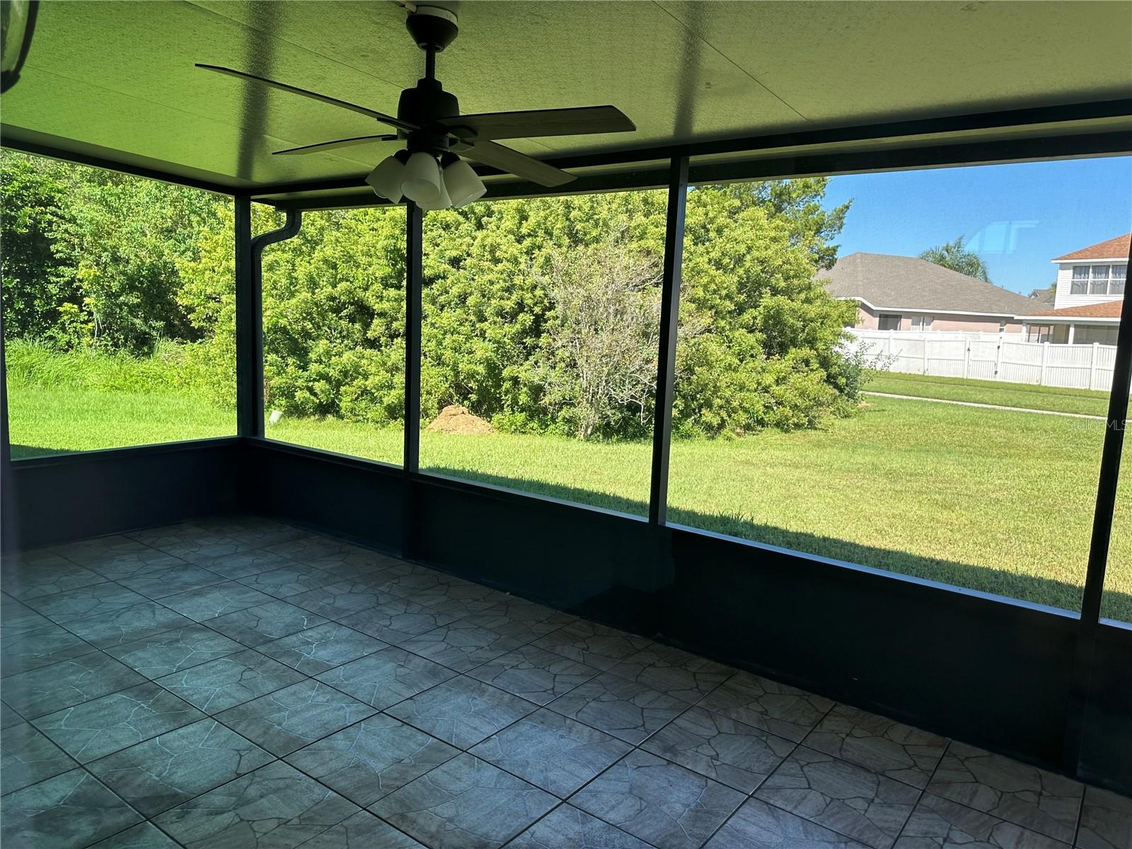 Image 19 of 35 For 3217 Whooping Crane Run