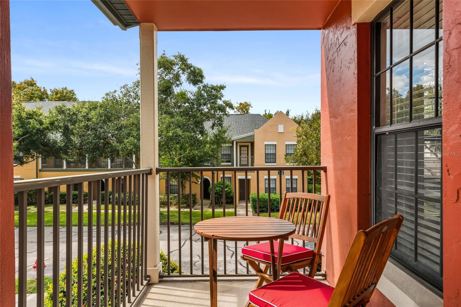 Image 15 of 45 For 1001 Via Capri Lane 201