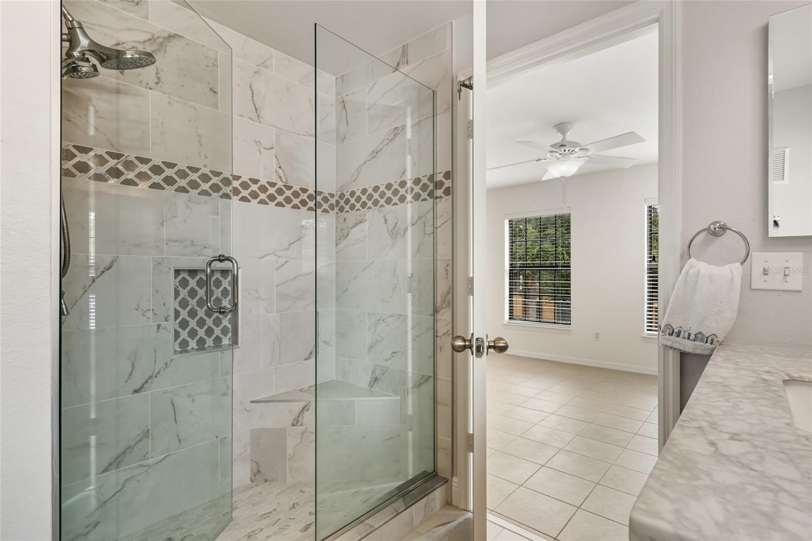 Image 22 of 45 For 1001 Via Capri Lane 201