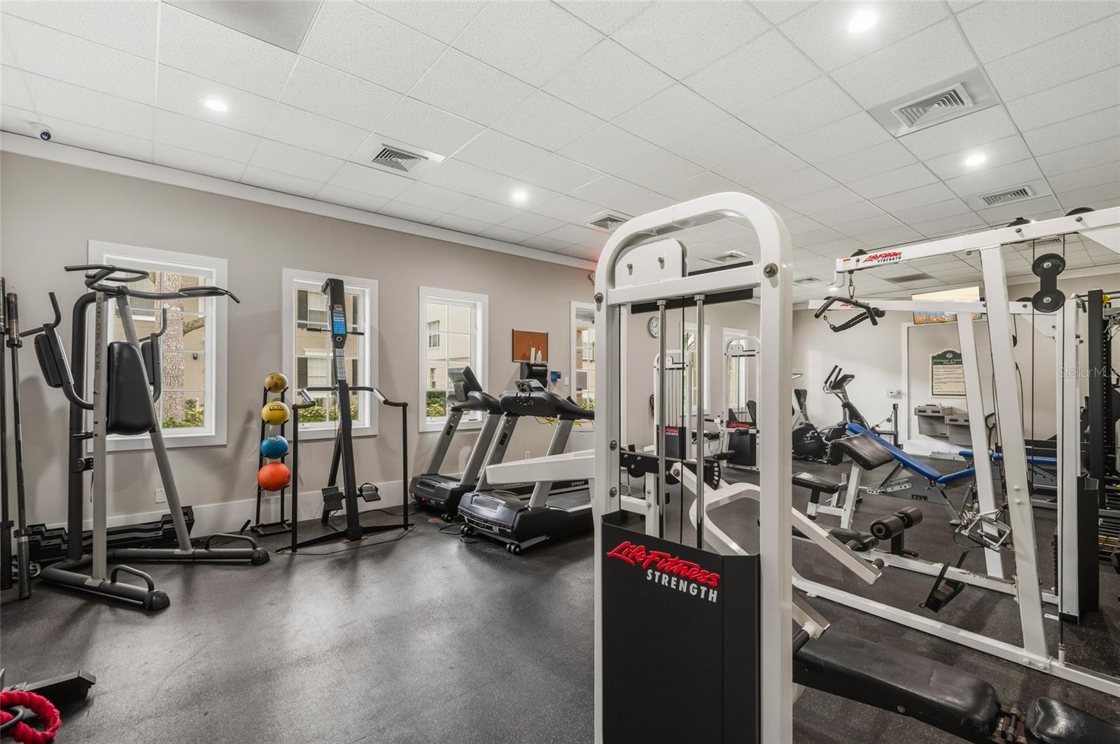 Image 38 of 45 For 1001 Via Capri Lane 201