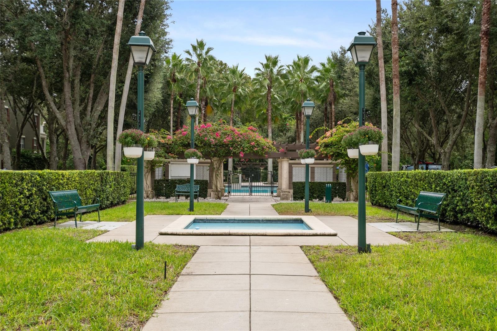 Image 40 of 45 For 1001 Via Capri Lane 201