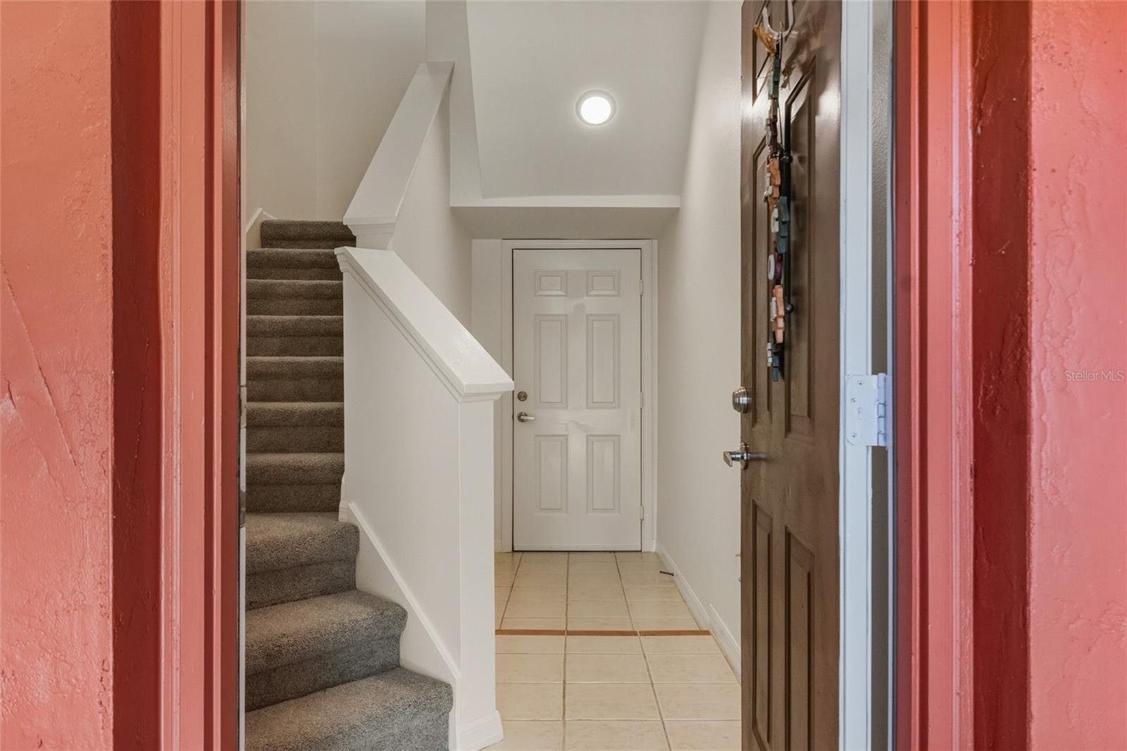 Image 5 of 45 For 1001 Via Capri Lane 201