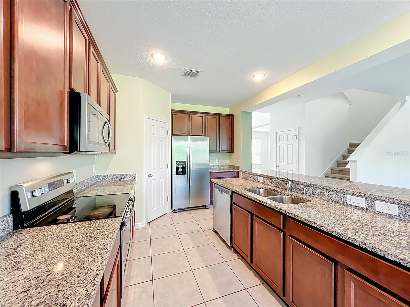 Image 11 of 45 For 1421 Juniper Hammock Street